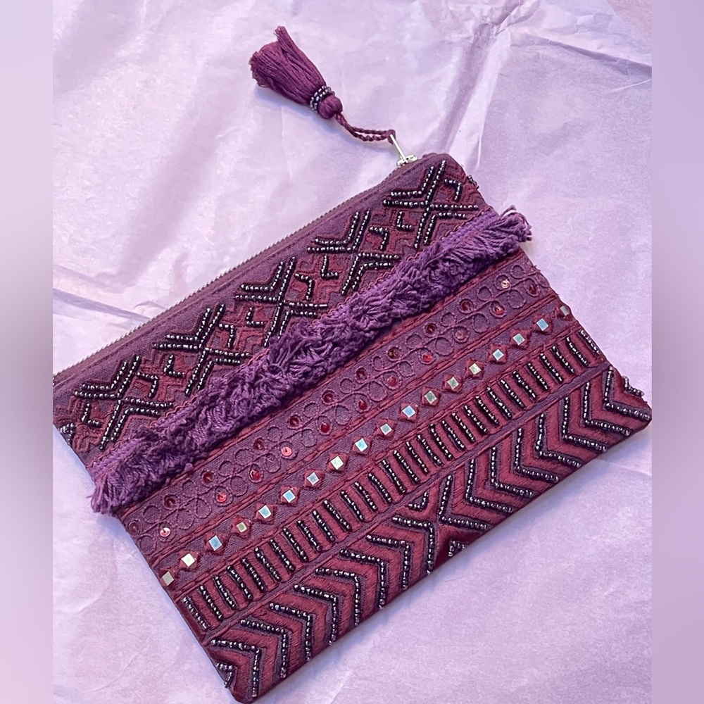 Vintage accessorize purple maroon clutch/ make up bag (never used)